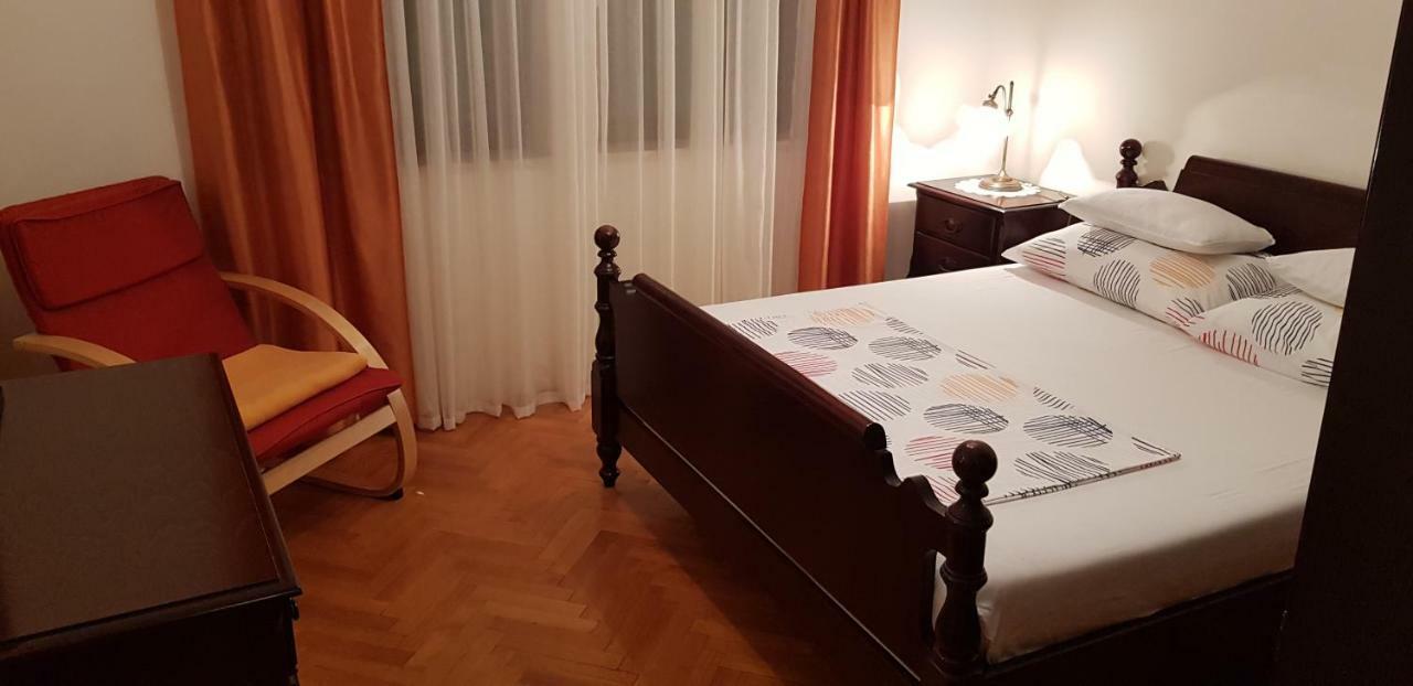 Apartman "Lara" Плоче Экстерьер фото