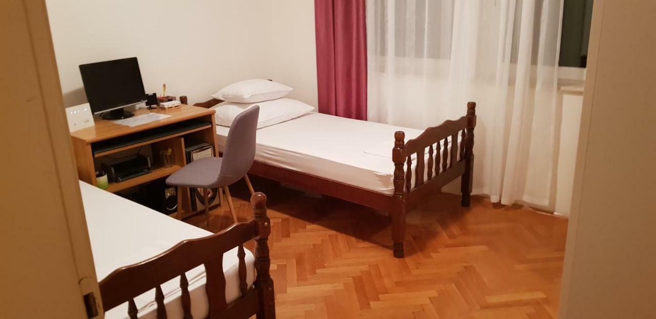 Apartman "Lara" Плоче Экстерьер фото